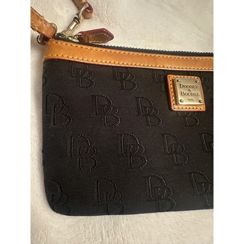 Dooney & Bourke Black Monogram Canvas Wristlet Pouch Tan Leather Trim Red Lining